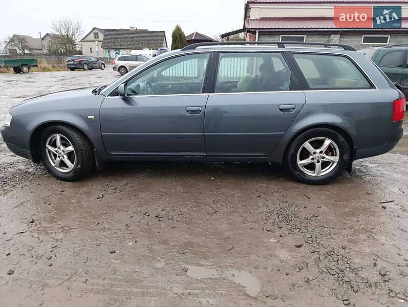 Универсал Audi A6 2002 в Шумске