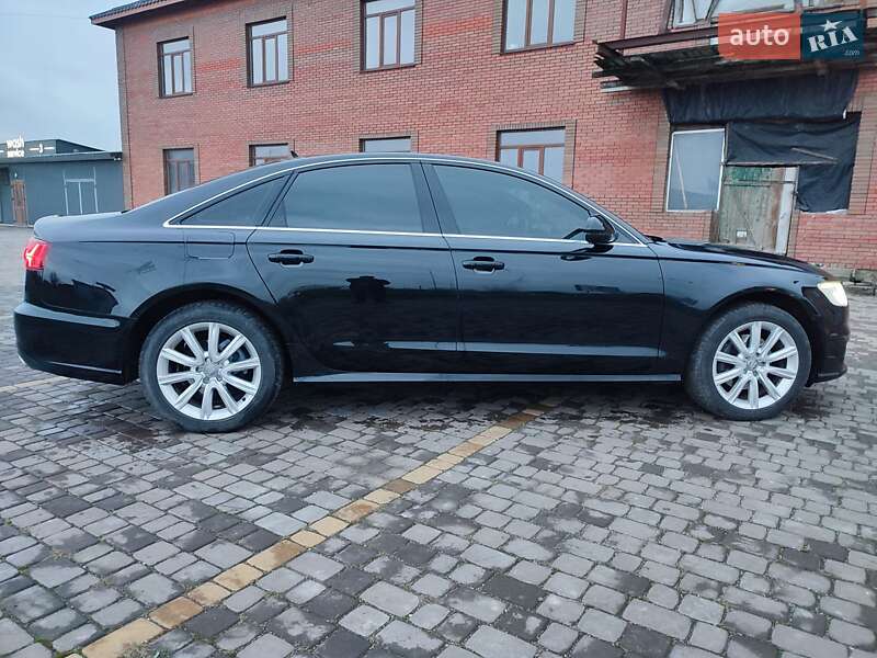 Седан Audi A6 2015 в Хмельницком