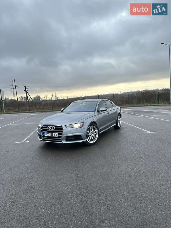 Седан Audi A6 2015 в Ровно