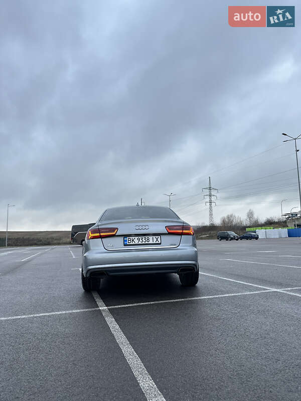 Седан Audi A6 2015 в Ровно