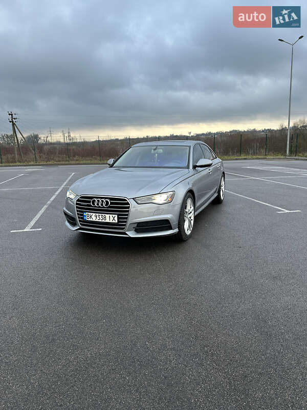 Седан Audi A6 2015 в Ровно