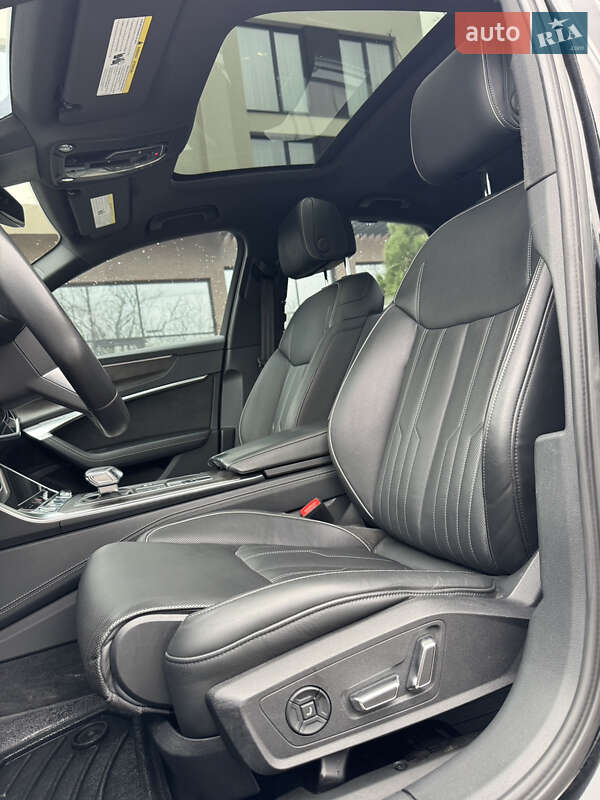 Седан Audi A6 2019 в Ужгороде