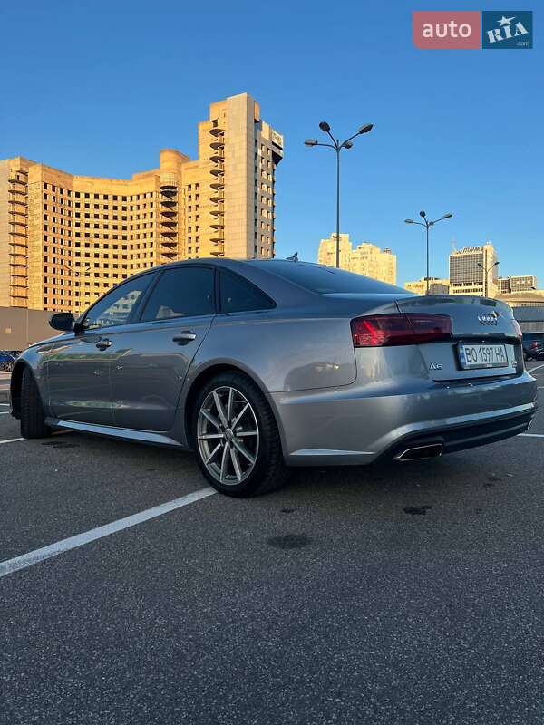 Седан Audi A6 2017 в Киеве