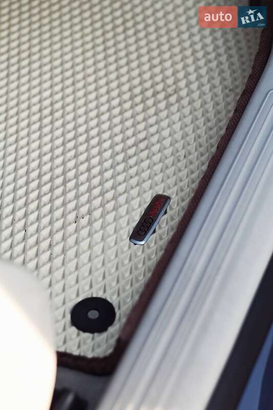 Седан Audi A6 2009 в Виноградове