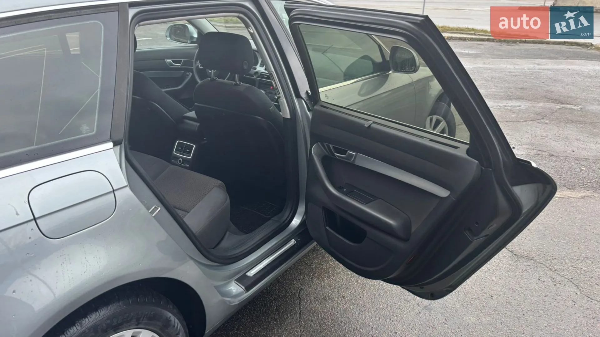 2010 Audi A6 - мініатюра 12