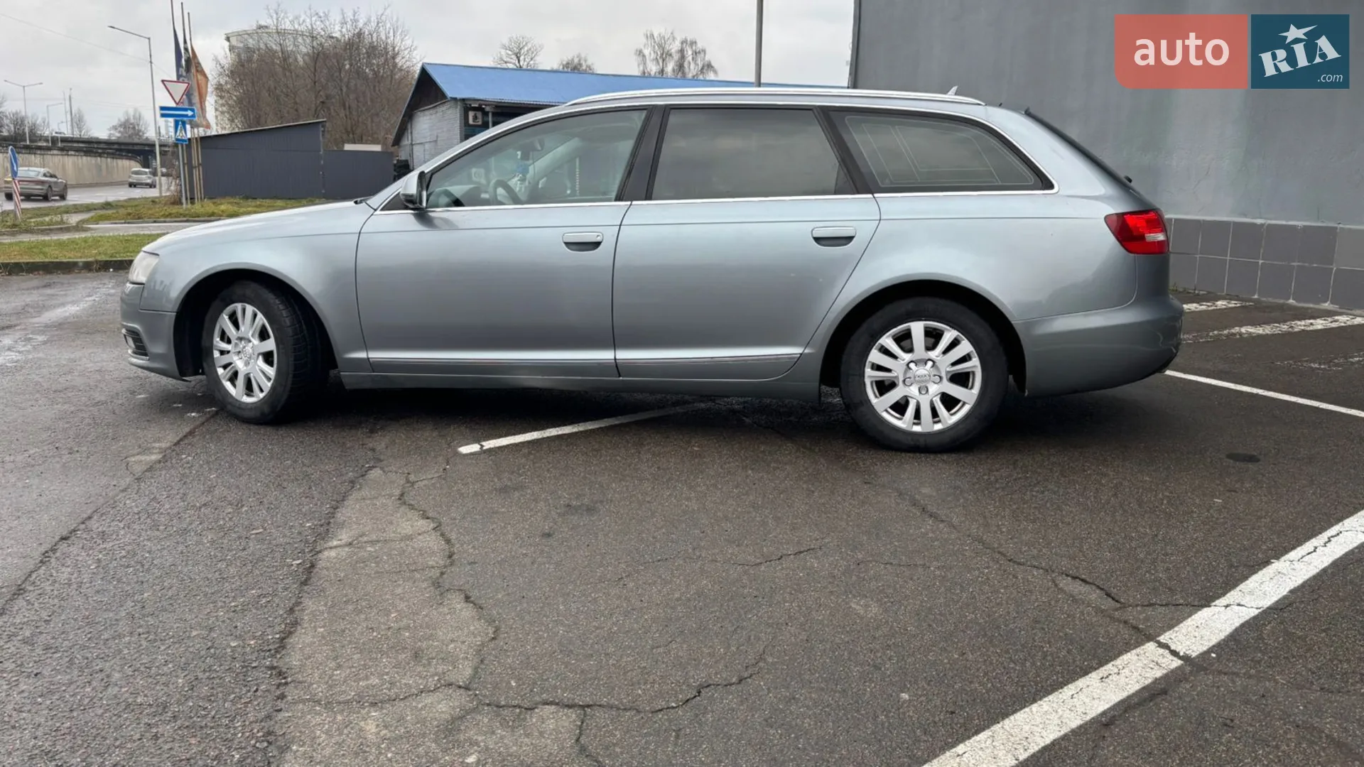 2010 Audi A6 - мініатюра 23