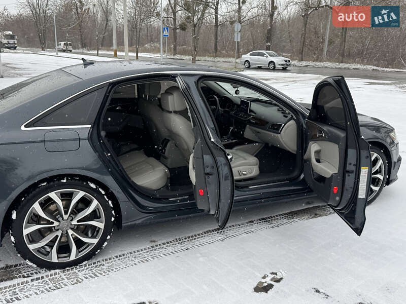 Седан Audi A6 2015 в Каневе