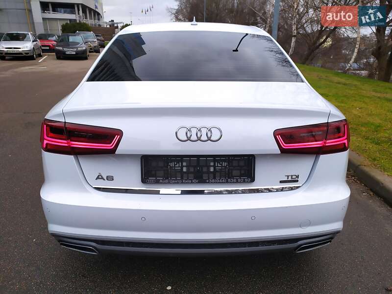 Седан Audi A6 2015 в Киеве