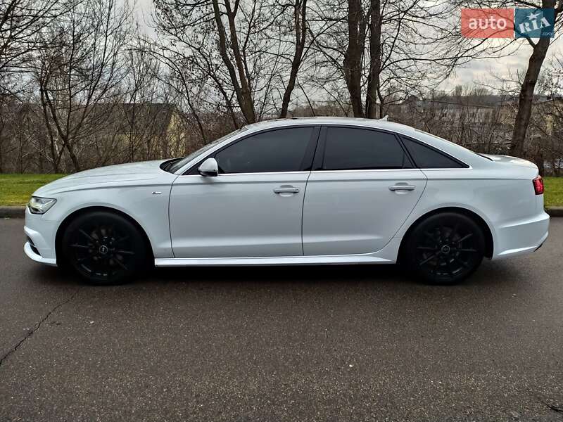 Седан Audi A6 2015 в Киеве