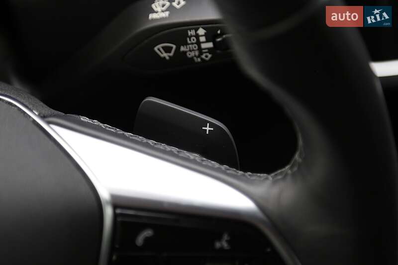 Седан Audi A6 2021 в Киеве