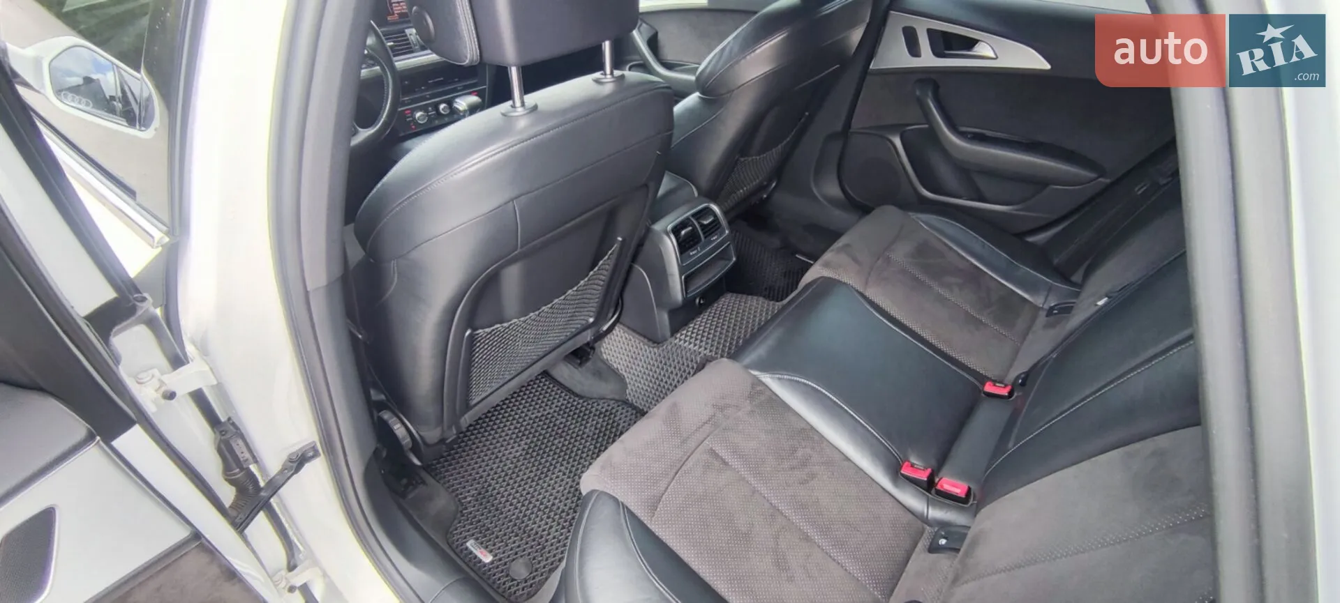 2011 Audi A6 - мініатюра 35