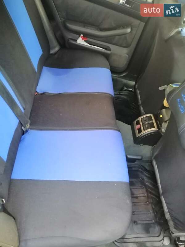 Седан Audi A6 2002 в Рени фото 17 Седан Audi A6 2002 в Рени