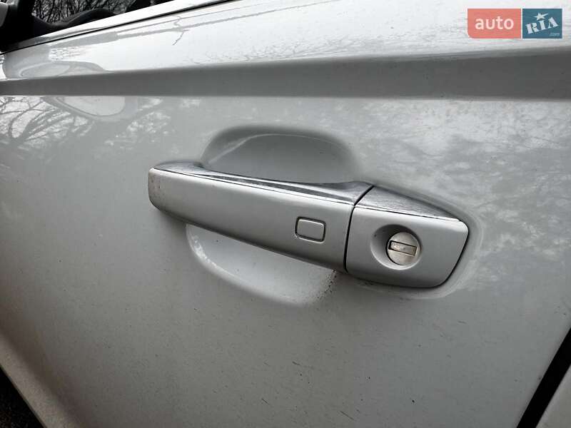 Седан Audi A6 2013 в Киеве