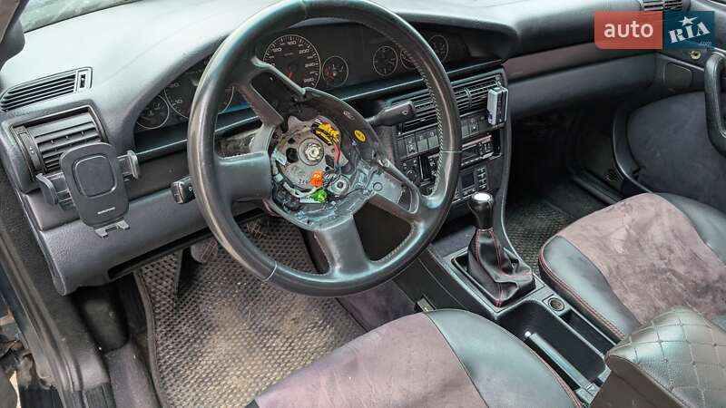 Седан Audi A6 1996 в Ирпене
