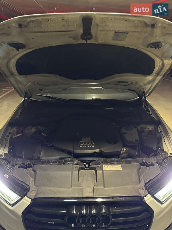 Седан Audi A6 2015 в Киеве