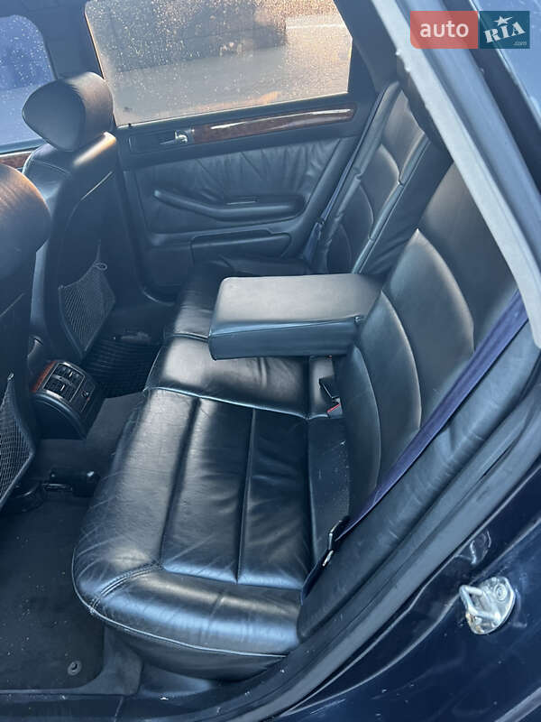 Универсал Audi A6 2004 в Ровно