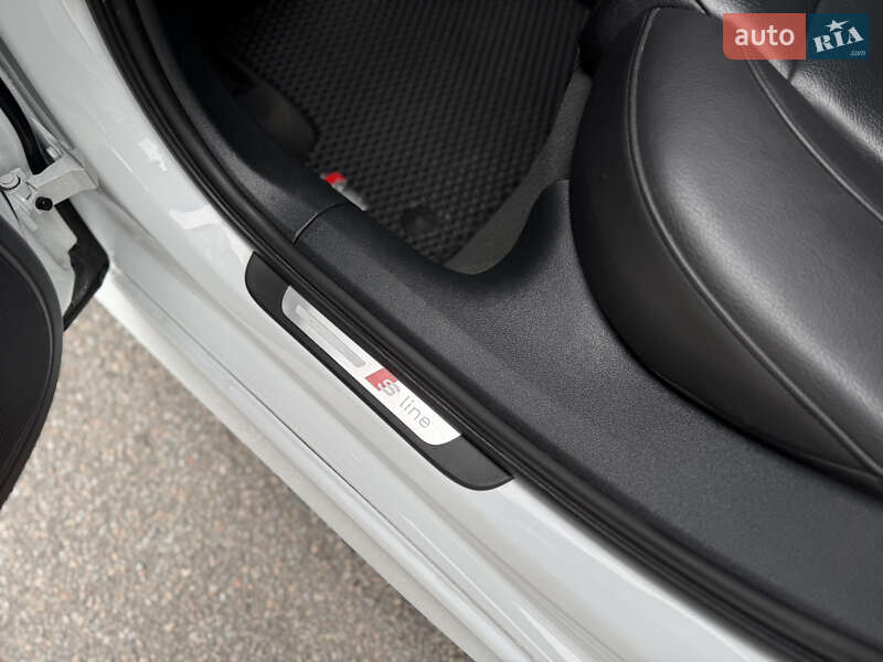 Седан Audi A6 2017 в Днепре