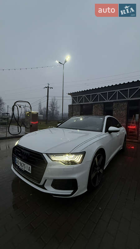 Седан Audi A6 2020 в Тячеве