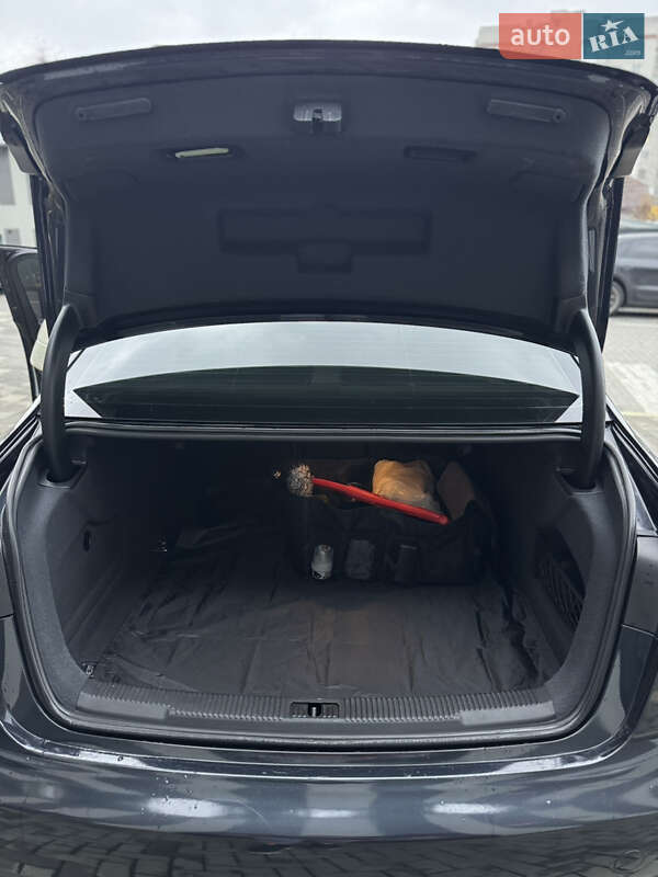 Седан Audi A6 2014 в Львове