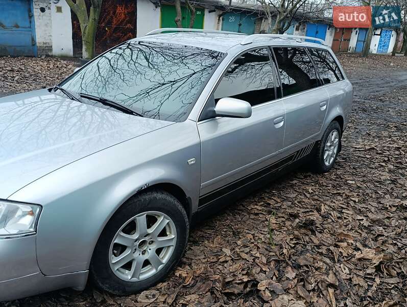 Универсал Audi A6 1999 в Першотравенске