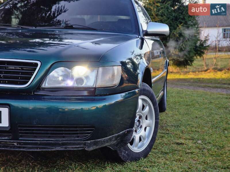 Седан Audi A6 1996 в Стрые