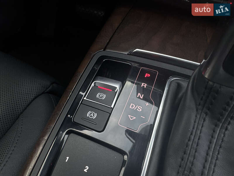 Седан Audi A6 2014 в Луцке