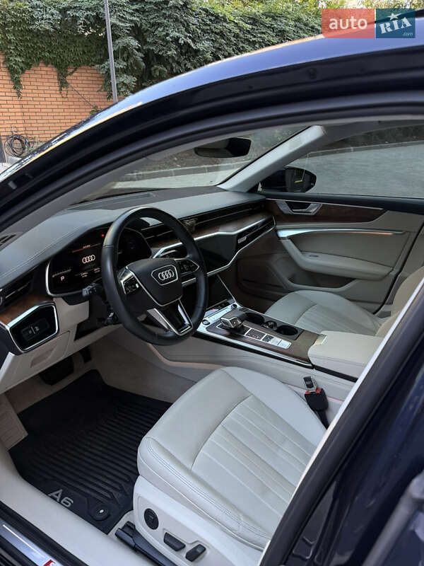 Седан Audi A6 2022 в Одессе
