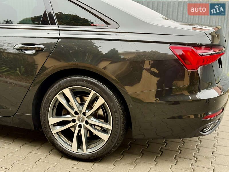 Седан Audi A6 2018 в Ужгороде
