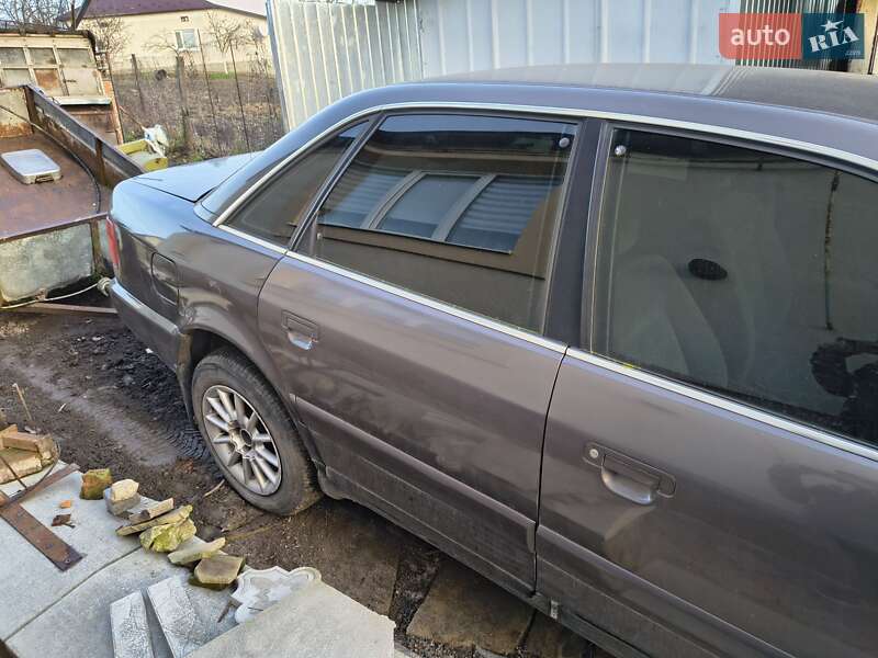 Седан Audi A6 1995 в Тернополе