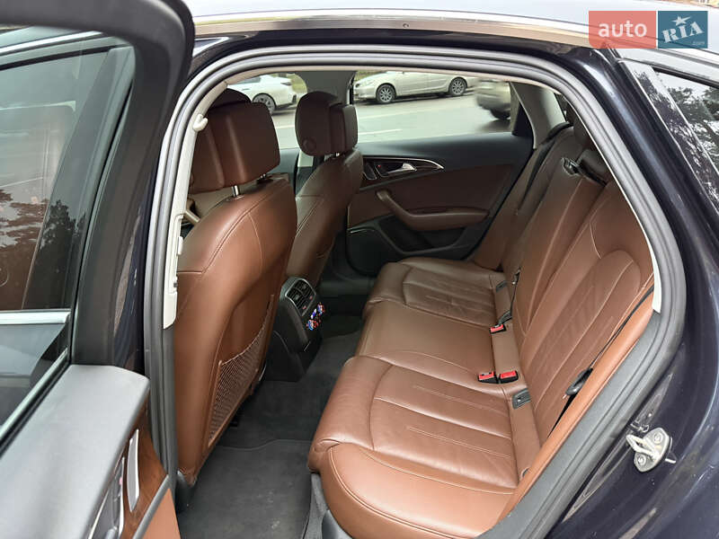 Седан Audi A6 2016 в Киеве
