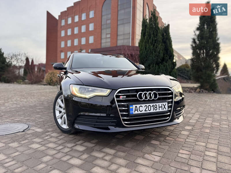 Седан Audi A6 2013 в Нововолынске