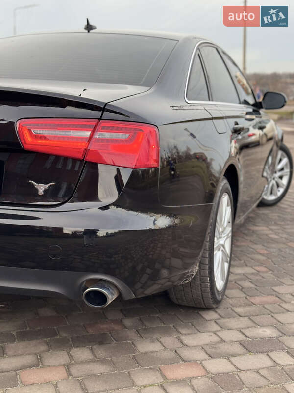 Седан Audi A6 2013 в Нововолынске