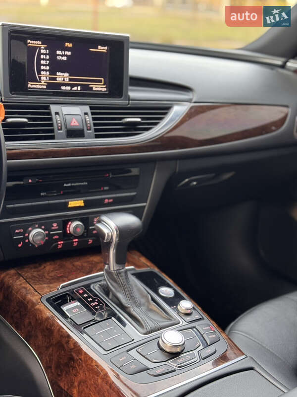 Седан Audi A6 2013 в Нововолынске