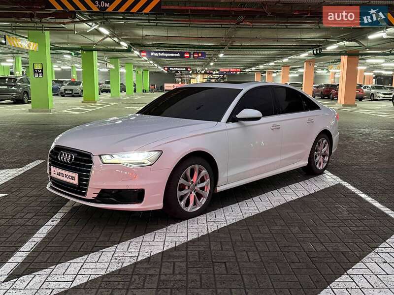 Седан Audi A6 2015 в Киеве