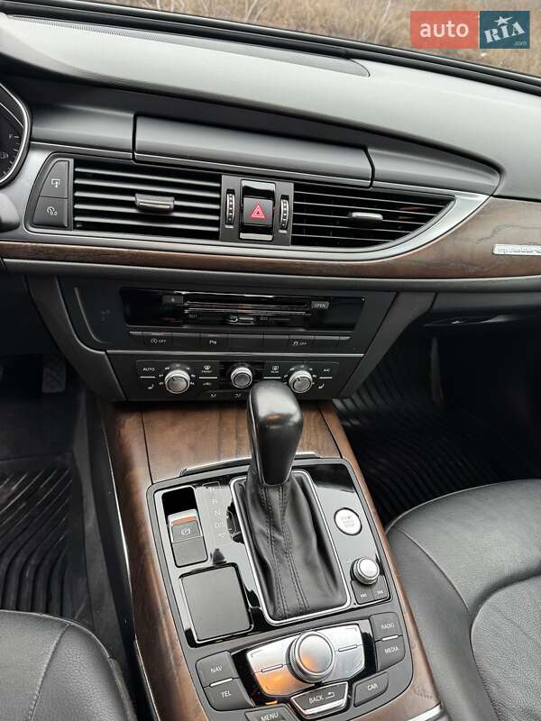 Седан Audi A6 2016 в Киеве