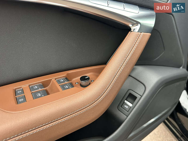 Седан Audi A6 2019 в Киеве