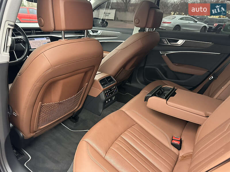 Седан Audi A6 2019 в Киеве