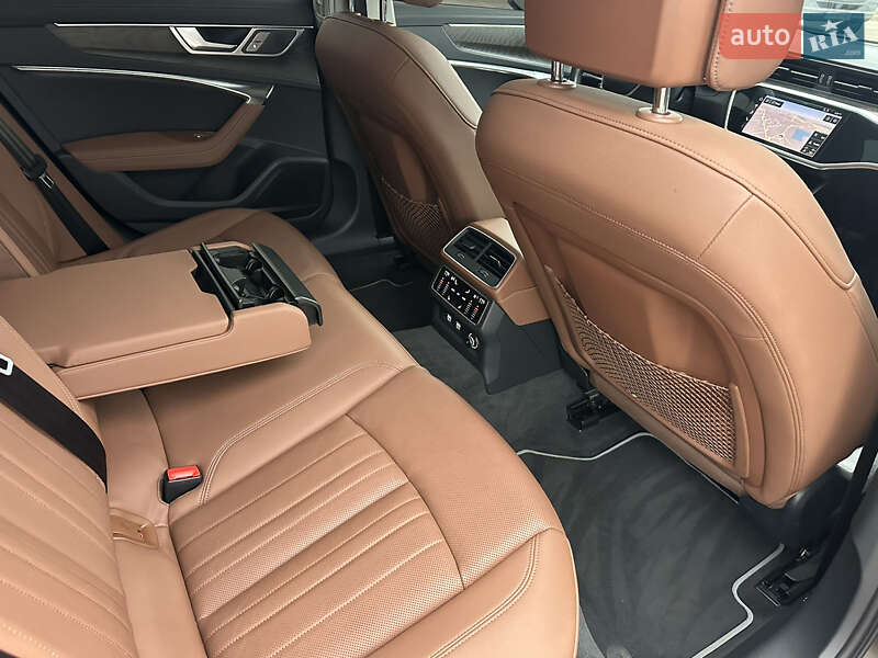 Седан Audi A6 2019 в Киеве