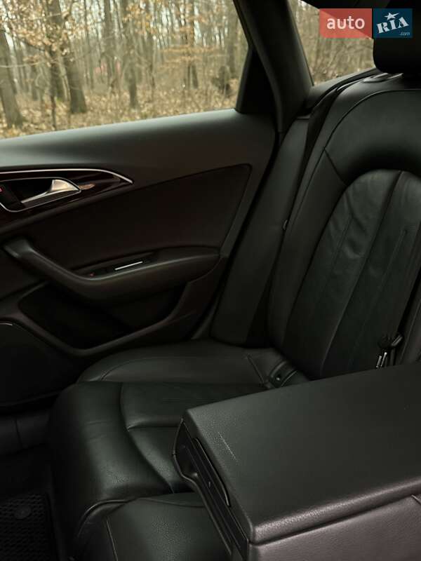 Седан Audi A6 2016 в Ужгороде