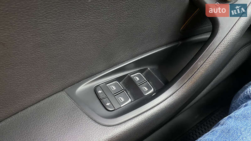 Седан Audi A6 2016 в Одессе