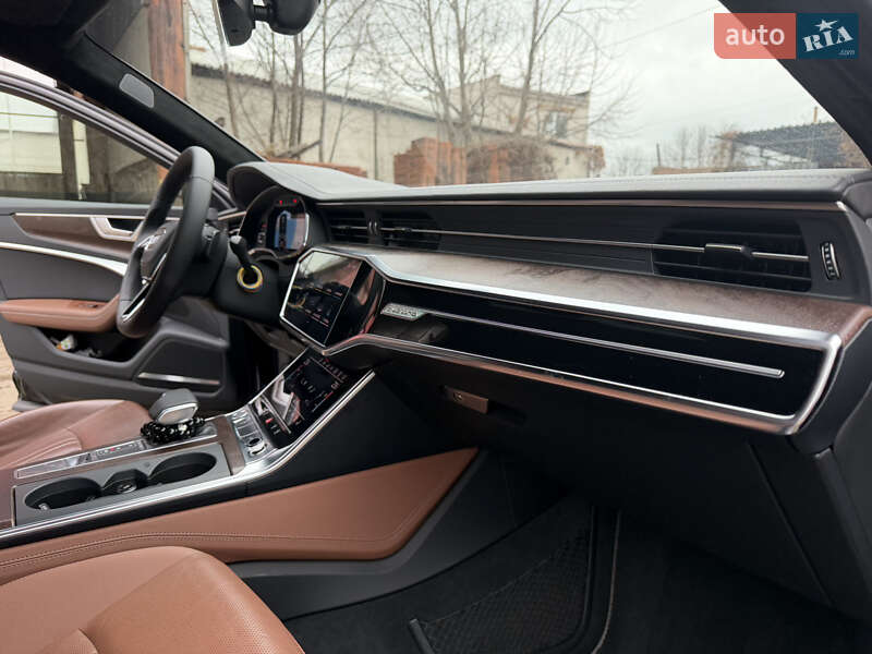 Седан Audi A6 2019 в Днепре