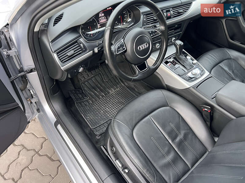 Седан Audi A6 2015 в Нововолынске