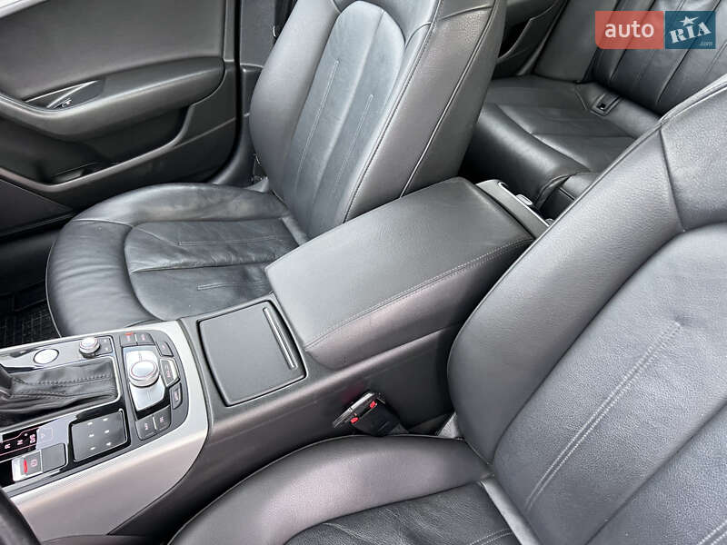Седан Audi A6 2015 в Нововолынске