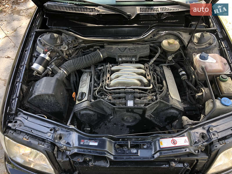 Седан Audi A6 1995 в Березному