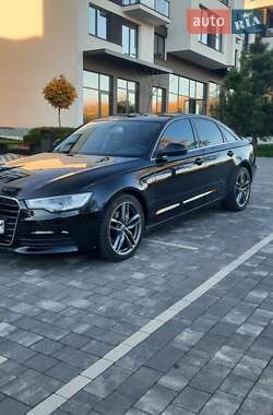 Седан Audi A6 2012 в Ужгороде