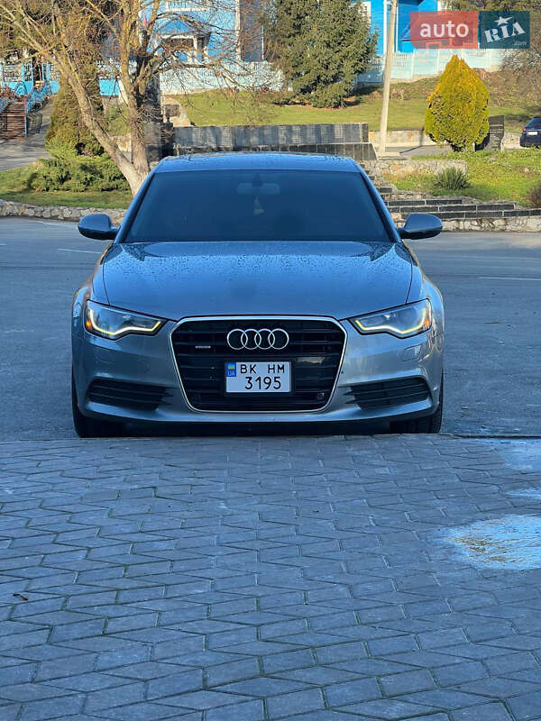 Седан Audi A6 2013 в Сарнах