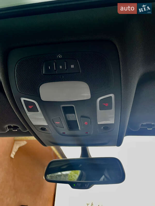 Седан Audi A6 2014 в Ровно