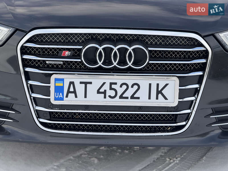 Седан Audi A6 2011 в Надворной