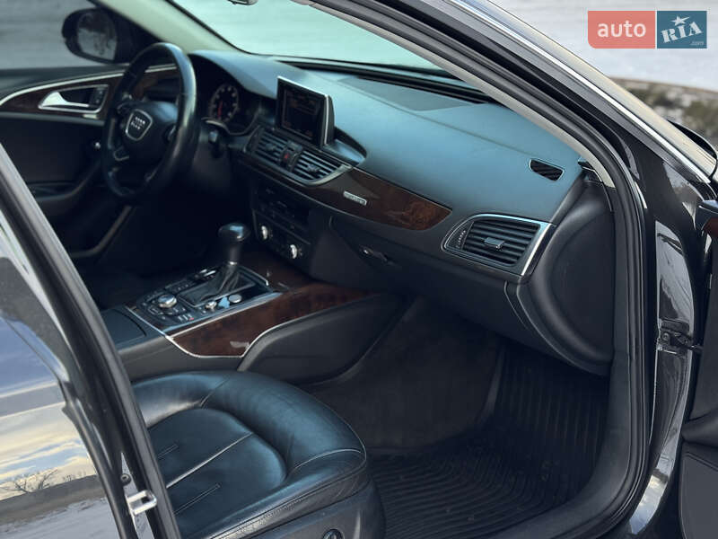 Седан Audi A6 2011 в Надворной