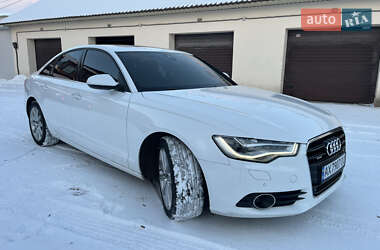 Седан Audi A6 2014 в Краснограді